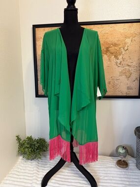 Lularoe Monroe Kimono size large